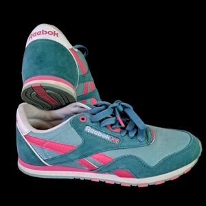 Reebok Classic Retro Shimmery Teal and Pink Sneakers with Suede Trim Sz5
